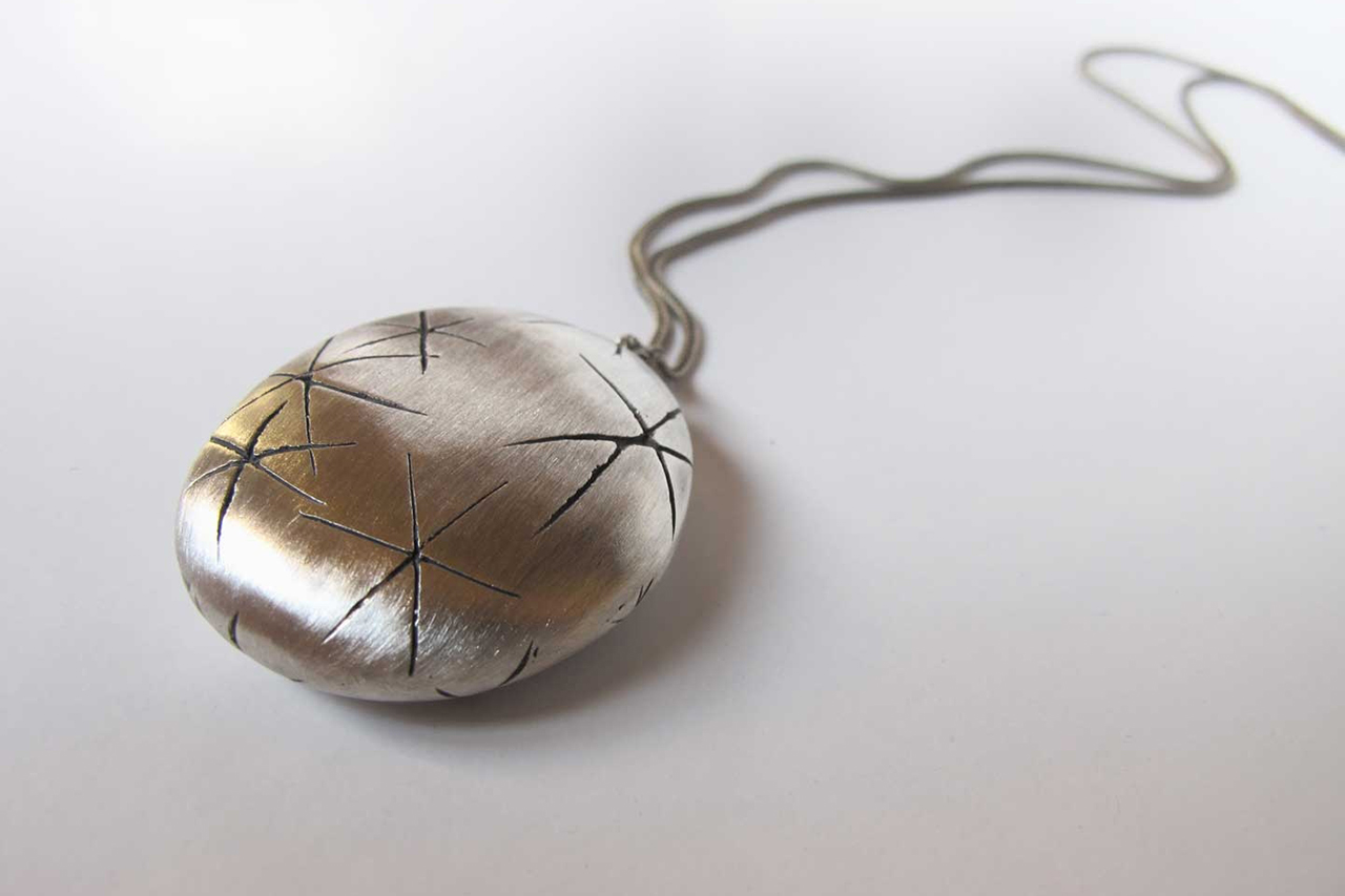 Read more about the article Miroslava Nana (Souljewellery) nabídne šperky v Art-n-Coffe