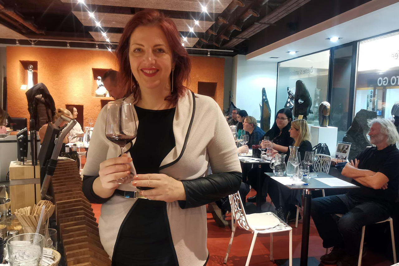 Art-n-Coffee hledá baristu